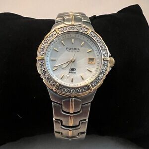 Ladies Women Fossil Blue AM-3757 2 Tone Mother Pearl Date Watch NEW BATTERY